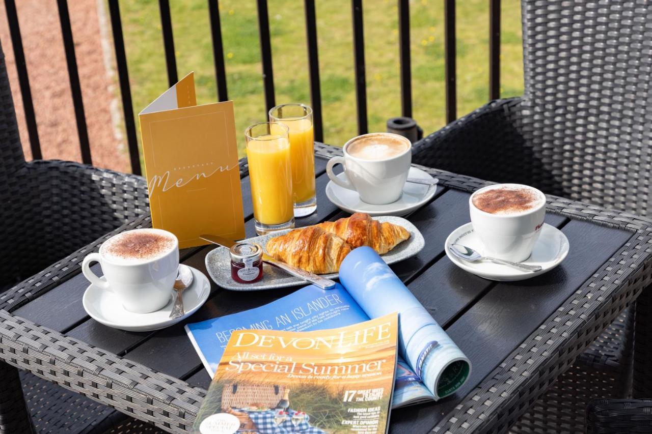 The Imperial Hotel 엑스머스 외부 사진