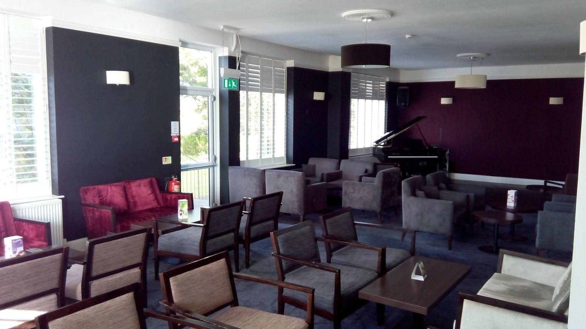 The Imperial Hotel 엑스머스 외부 사진